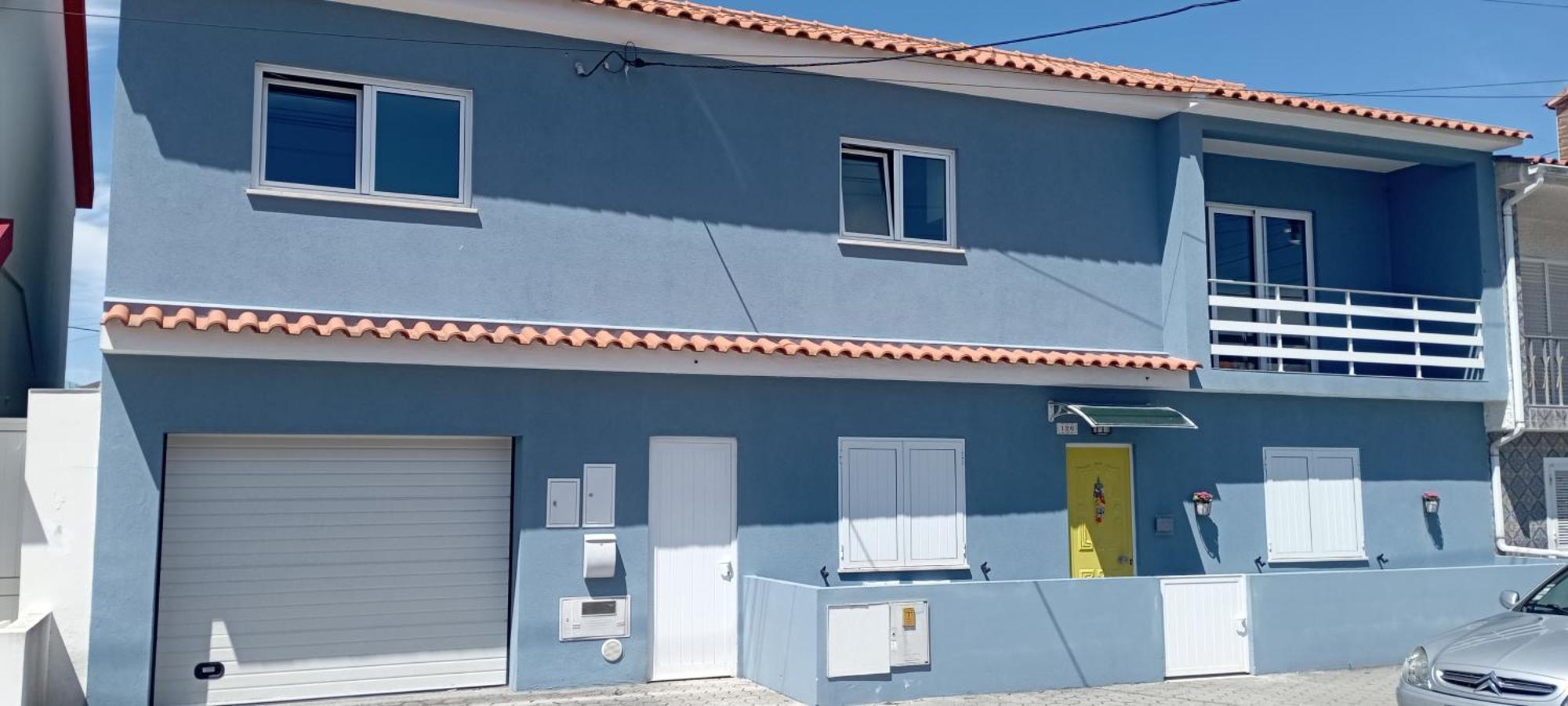 Apartment T2 Na Da - Yellow Door *